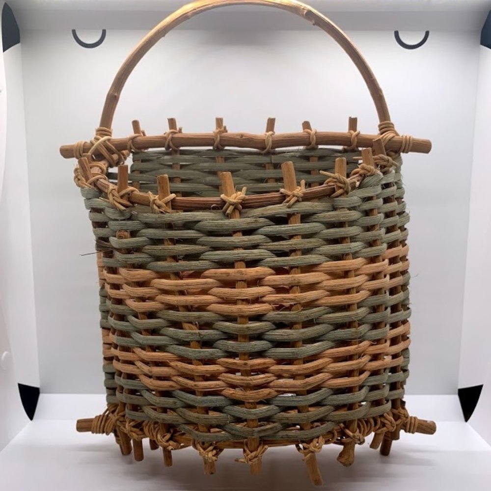 Hanging Wall Flower Basket